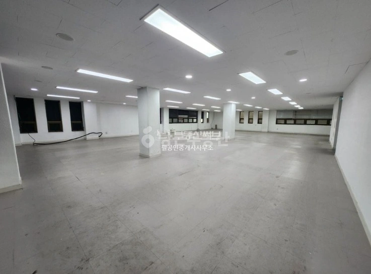 부산광역시 부산진구 전포동 상가 사진 1