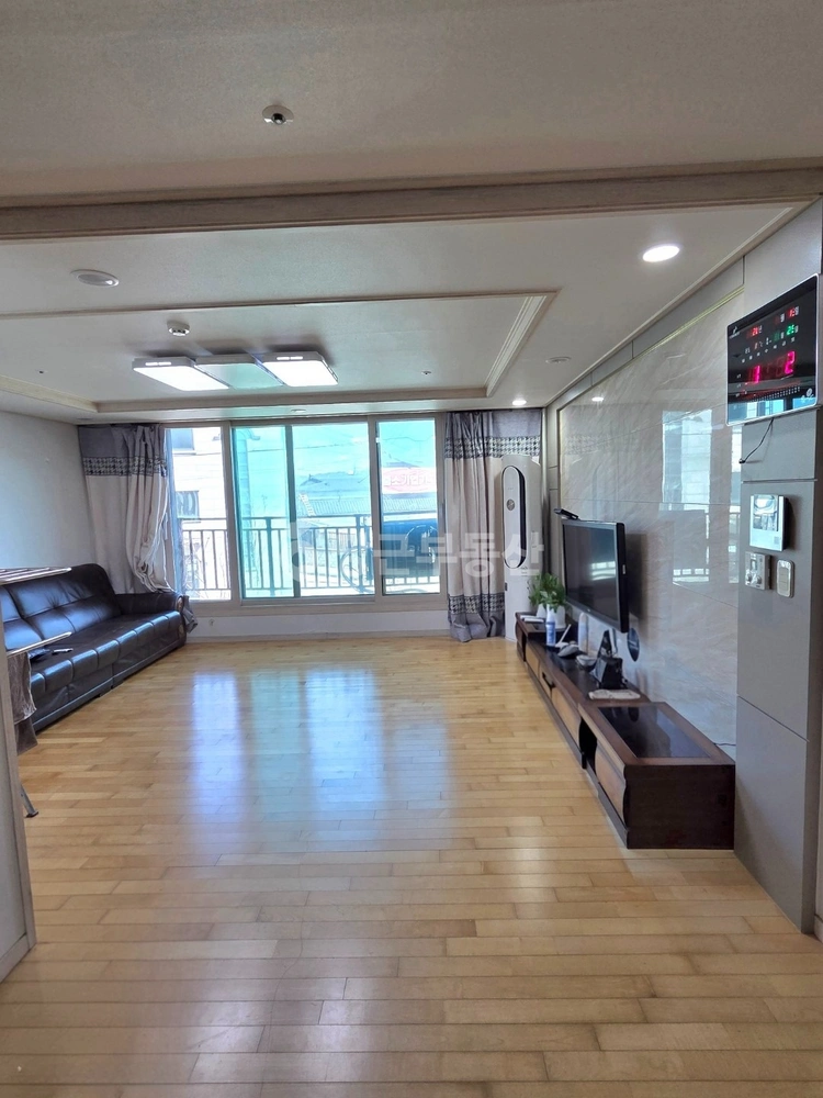 충청북도 충주시 대소원면 아파트 사진 1