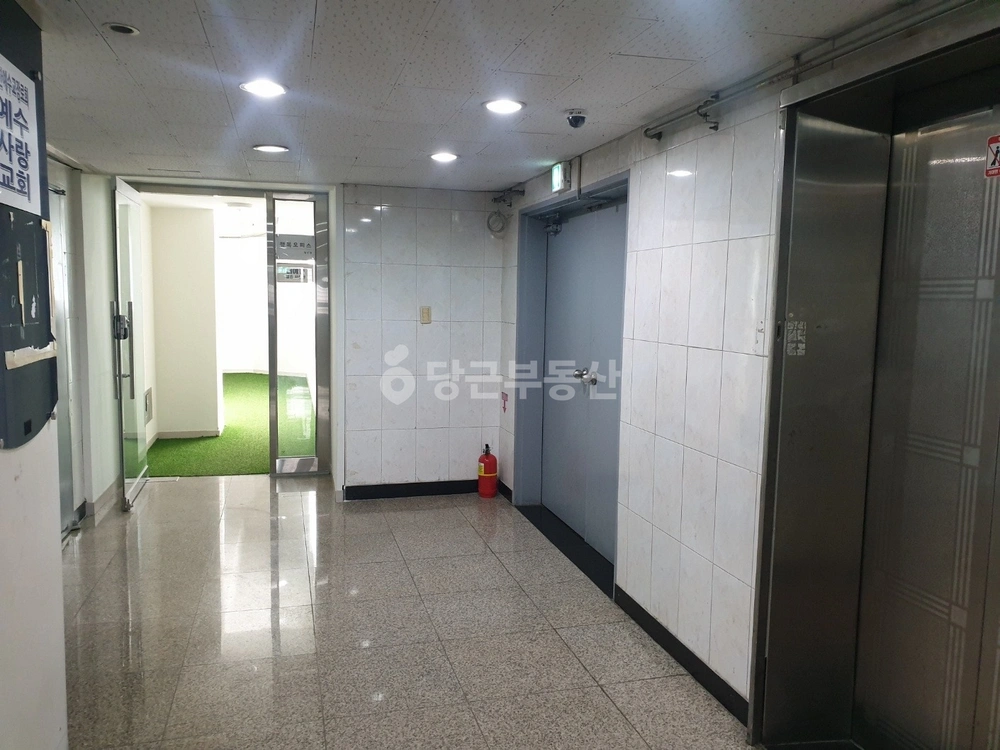 경기도 고양시 일산동구 중산동 상가 사진 1
