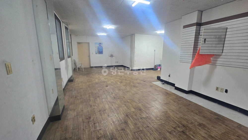 경기도 고양시 일산동구 풍동 상가 사진 1