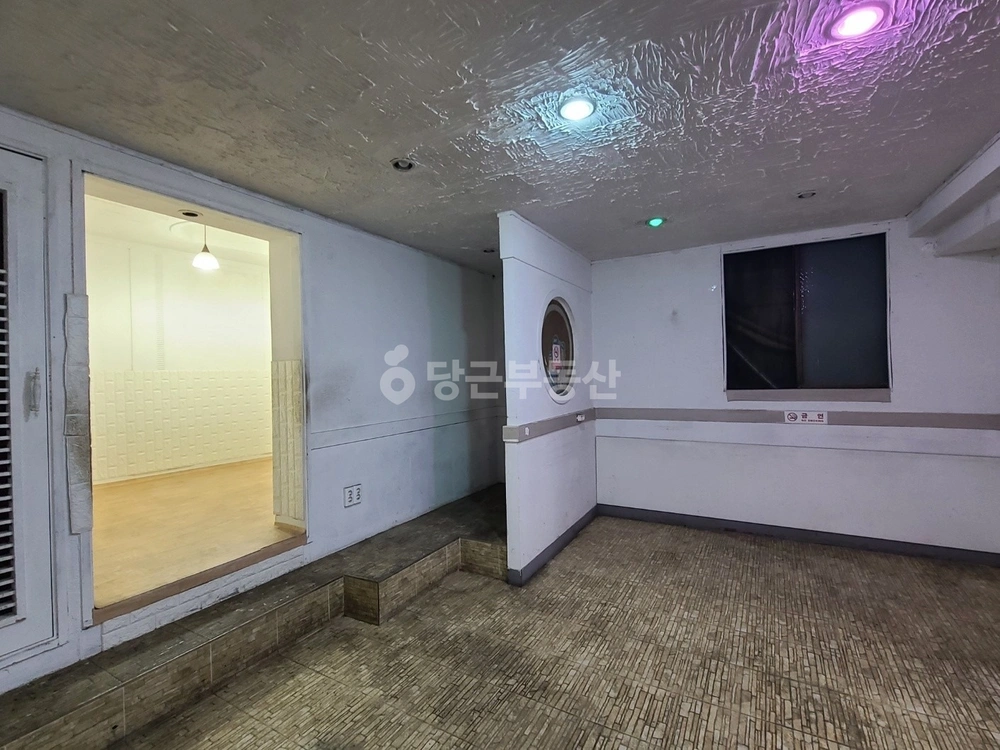 부산광역시 연제구 연산동 상가 사진 1