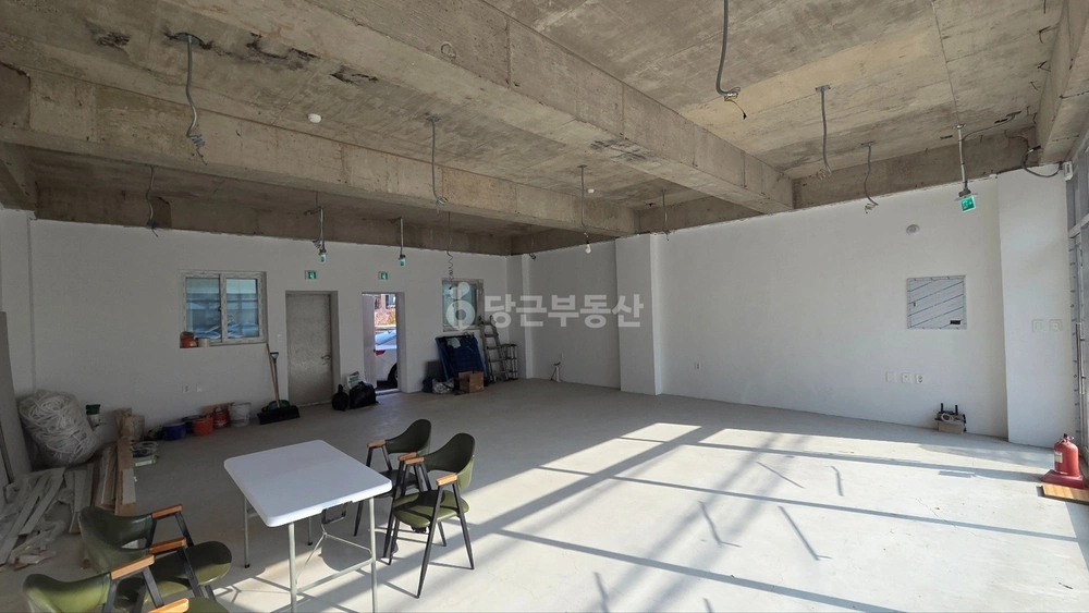 경기도 수원시 권선구 고색동 상가 사진 1
