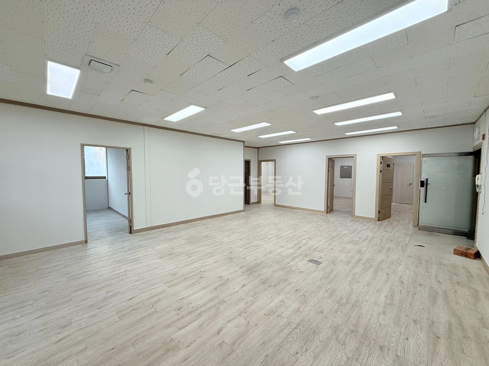 충청남도 천안시 서북구 두정동 상가 사진 1
