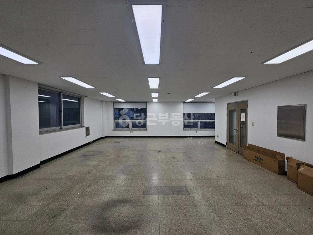 대전광역시 서구 탄방동 상가 사진 1