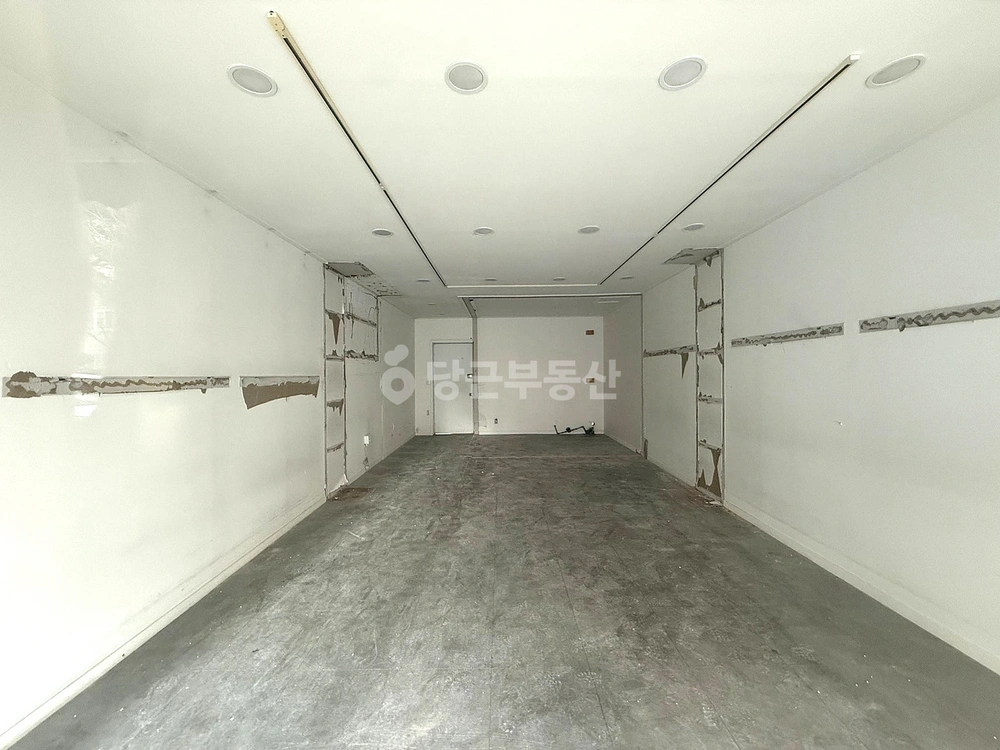 충청남도 천안시 서북구 쌍용동 상가 사진 1