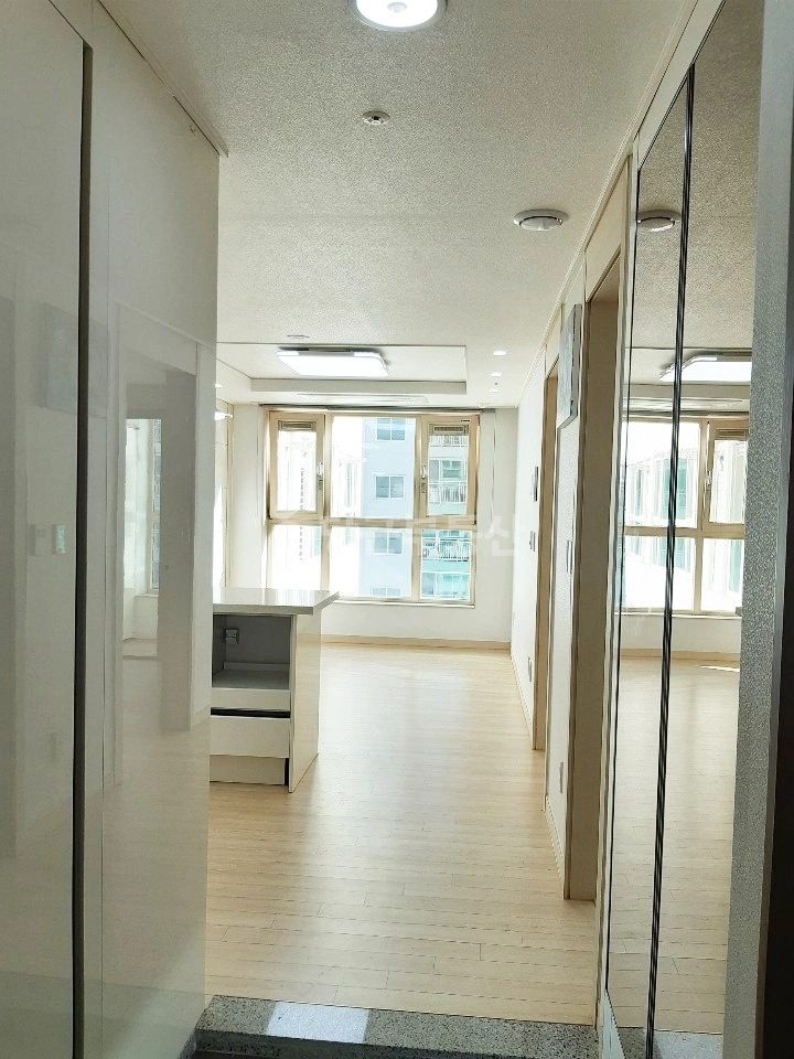 부산광역시 사하구 장림동 아파트 사진 1