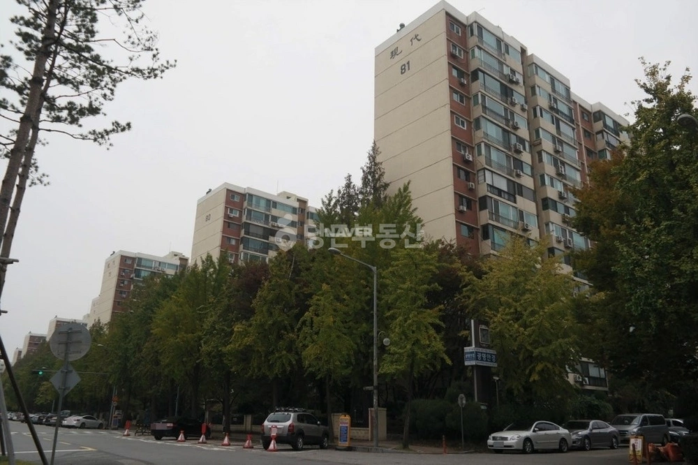 서울특별시 강남구 압구정동 아파트 사진 1