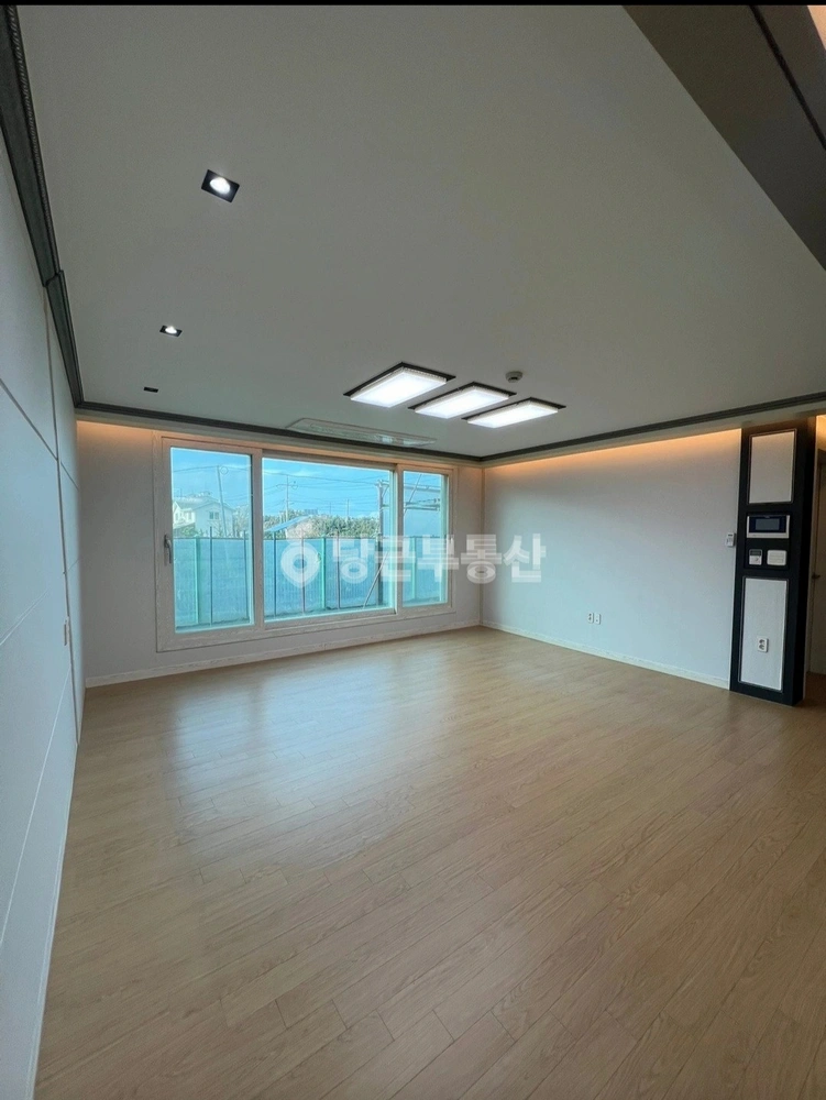 제주특별자치도 제주시 조천읍 빌라(투룸 이상) 사진 1