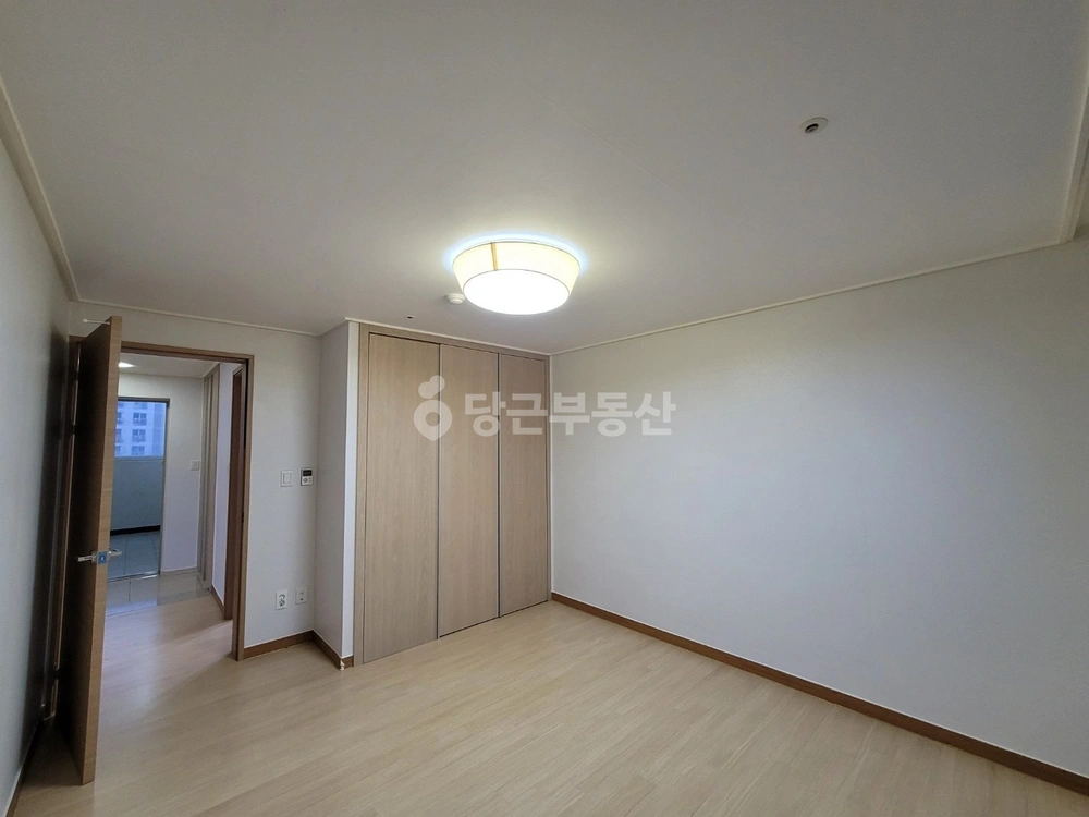 경기도 화성시 만세구 향남읍 아파트 사진 1