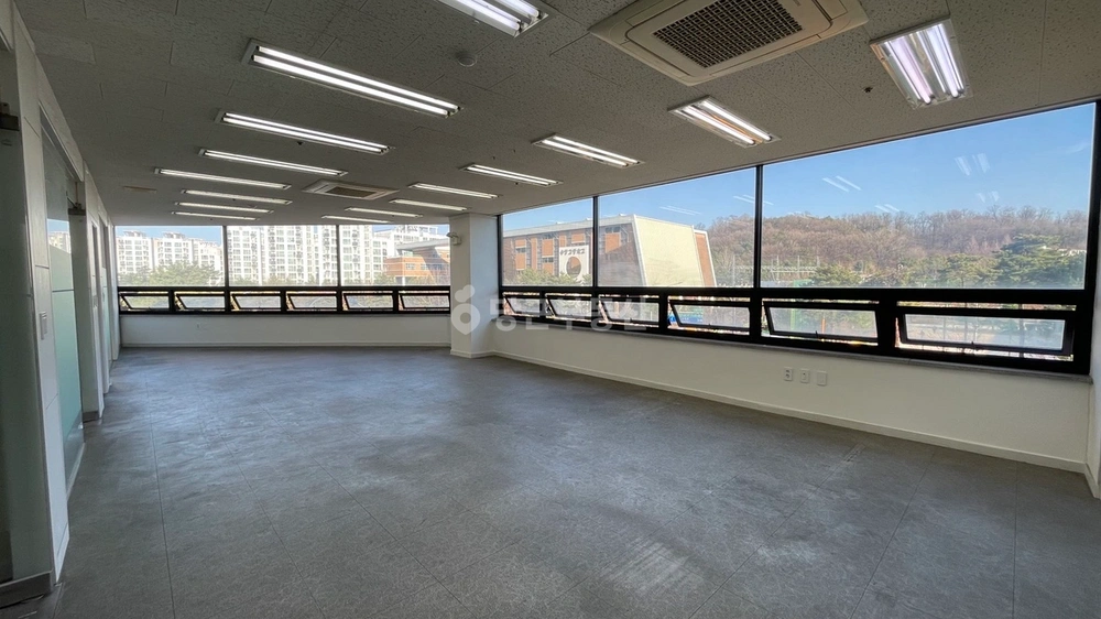서울특별시 강서구 내발산동 상가 사진 1