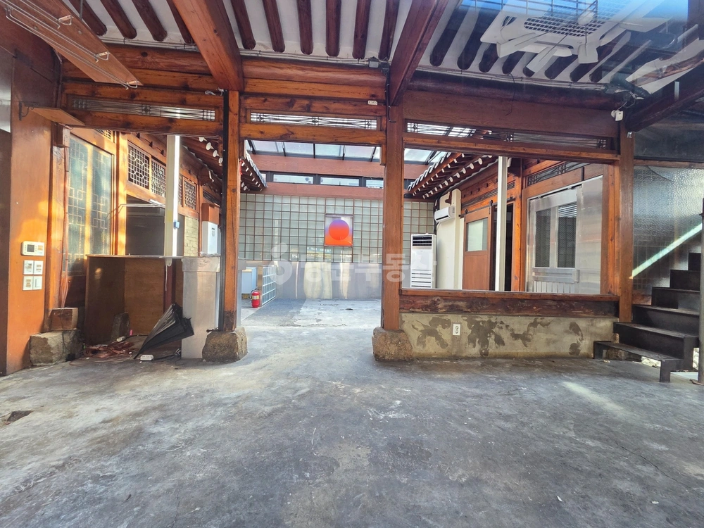 서울특별시 마포구 연남동 상가 사진 1