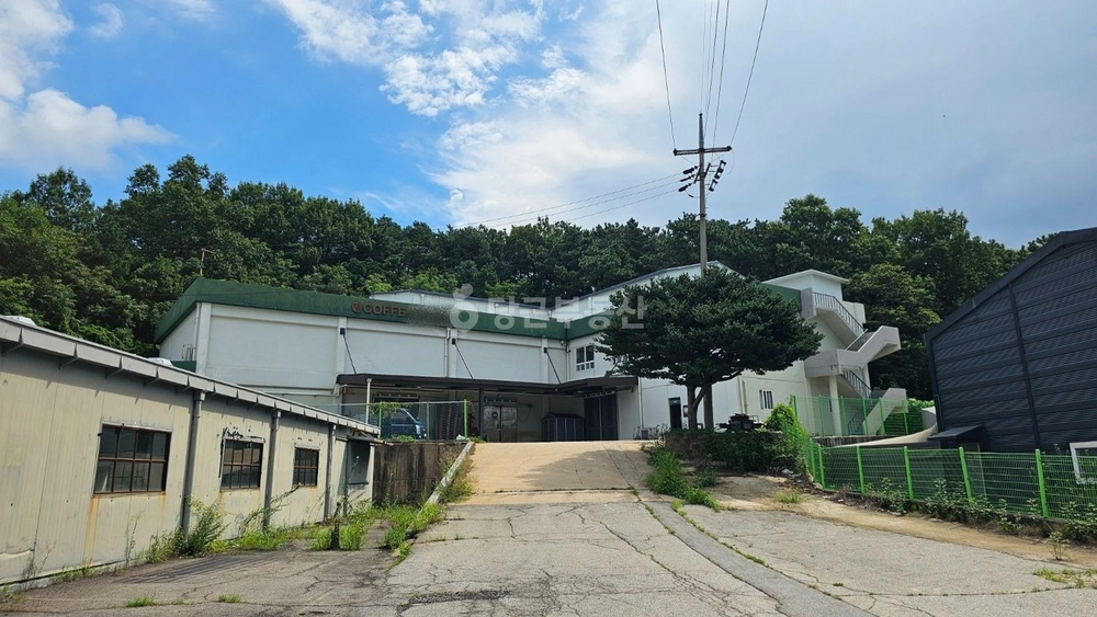 경기도 파주시 맥금동 공장/창고 사진 1