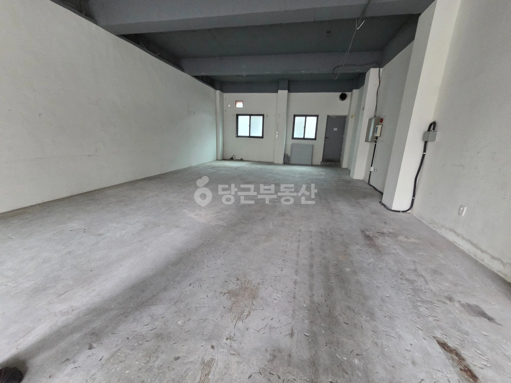 경기도 수원시 권선구 곡반정동 상가 사진 1