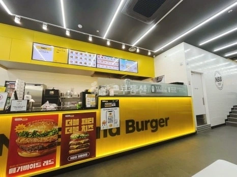 충청북도 청주시 흥덕구 복대동 상가 사진 1