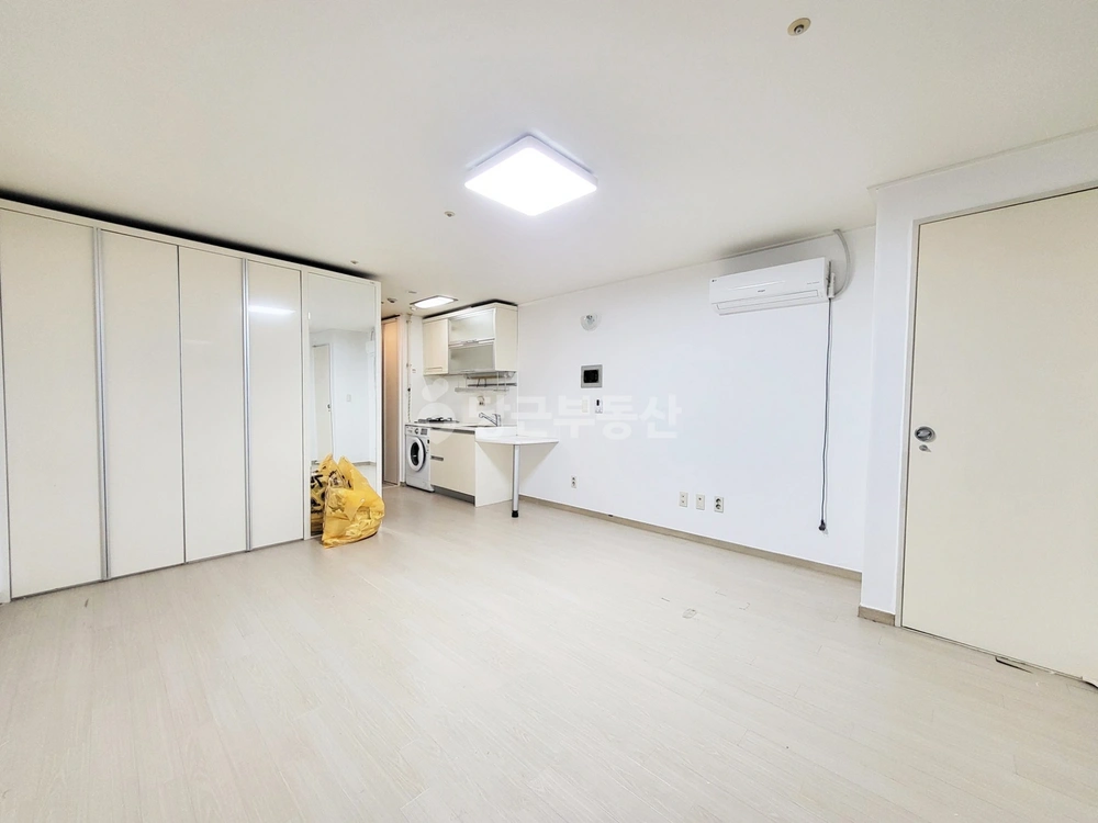 서울특별시 강남구 역삼동 원룸 사진 1