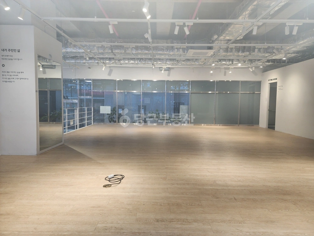 경기도 파주시 목동동 상가 사진 1