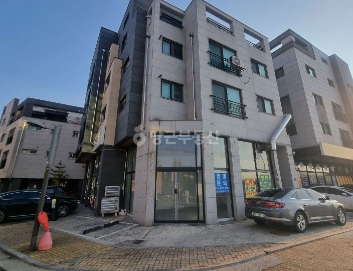 경기도 파주시 와동동 상가 사진 1