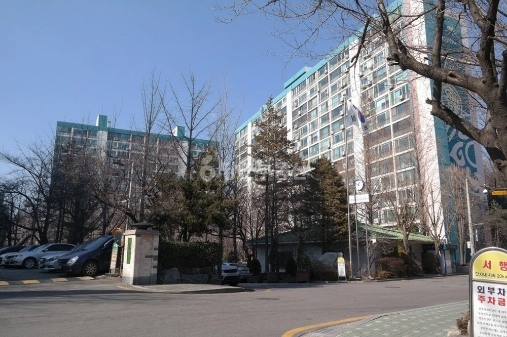 서울특별시 강남구 청담동 아파트 사진 1