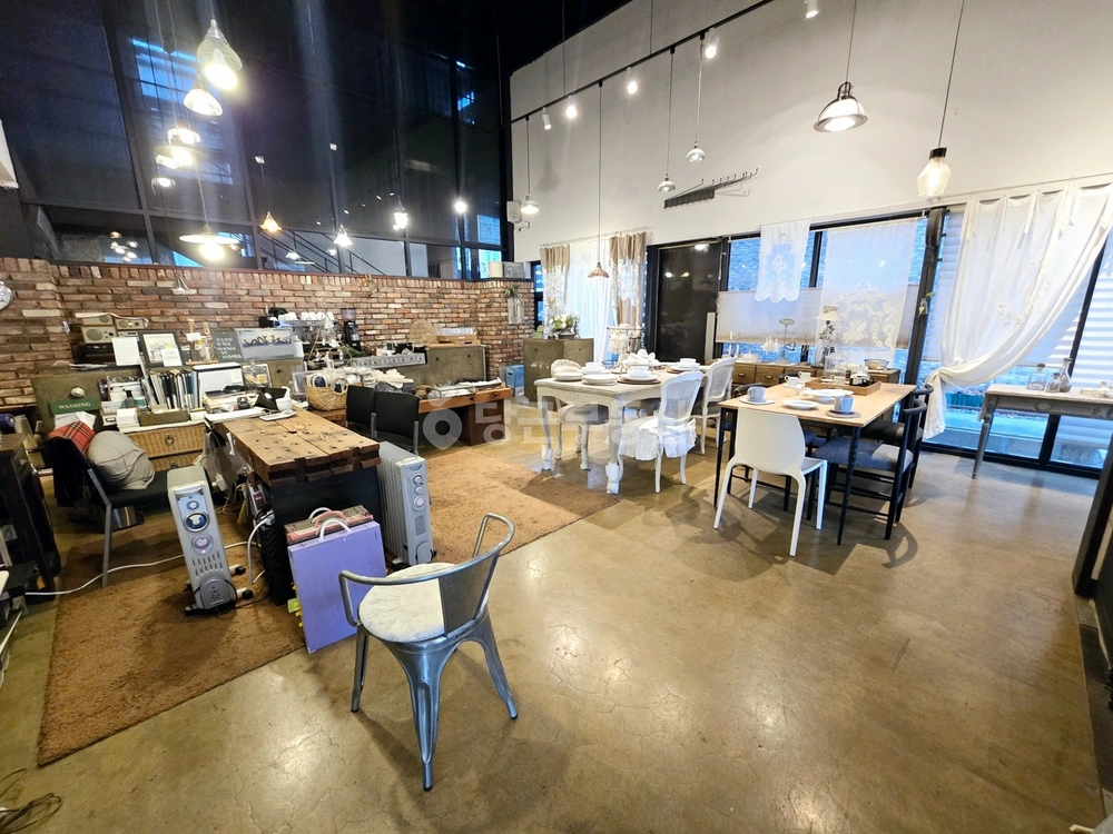 전북특별자치도 전주시 완산구 효자동3가 상가 사진 1