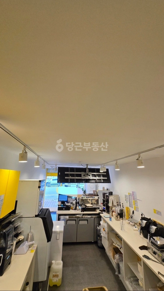 경상남도 창원시 성산구 용호동 상가 사진 1