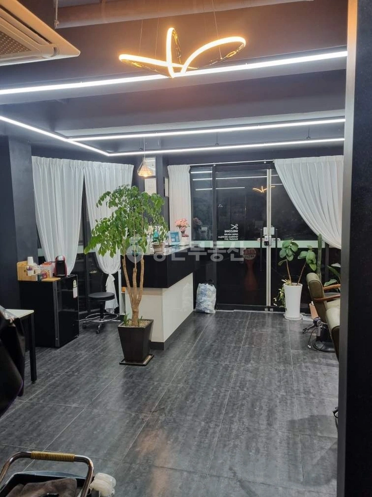 경기도 파주시 와동동 상가 사진 1