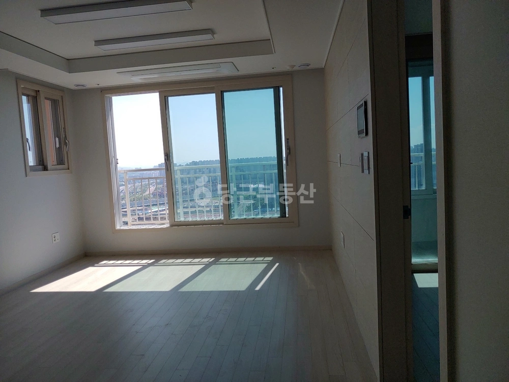 경기도 시흥시 월곶동 아파트 사진 1