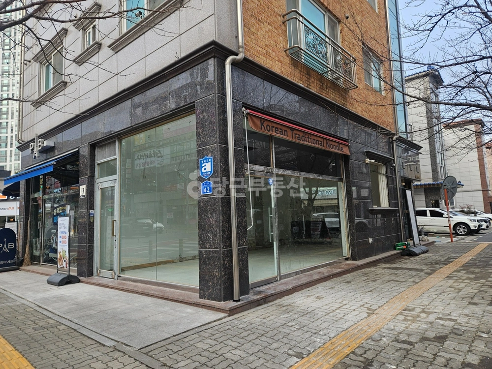 대전광역시 서구 도안동 상가 사진 1