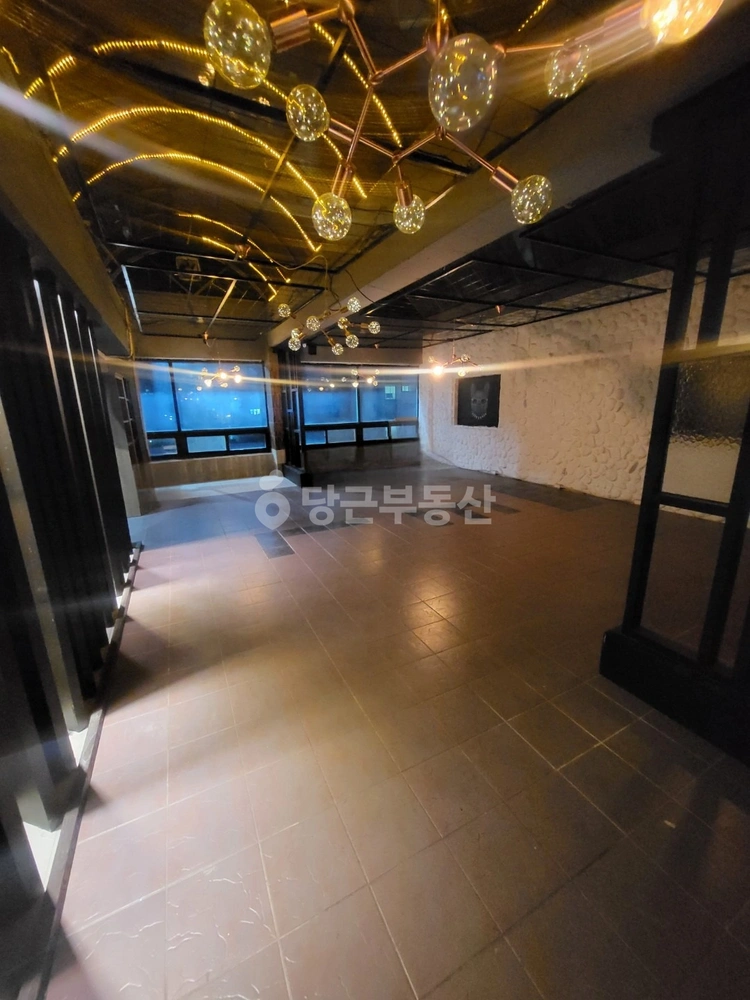 경기도 수원시 영통구 원천동 상가 사진 1