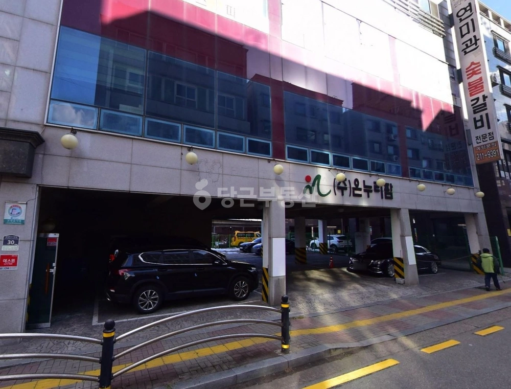 경기도 수원시 영통구 원천동 상가 사진 1