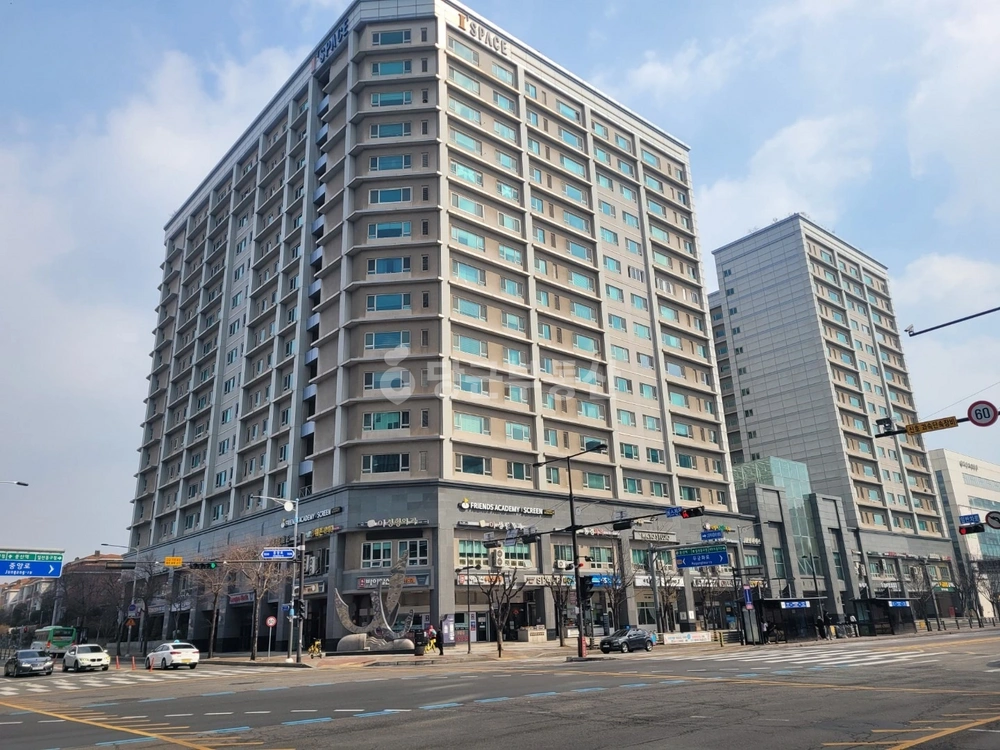 경기도 고양시 일산동구 정발산동 상가 사진 1
