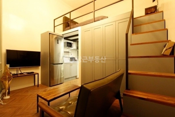 서울특별시 강남구 논현동 원룸 사진 1