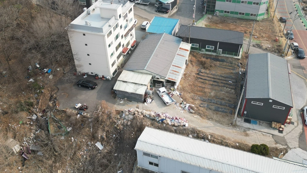 경기도 화성시 효행구 비봉면 공장/창고 사진 1
