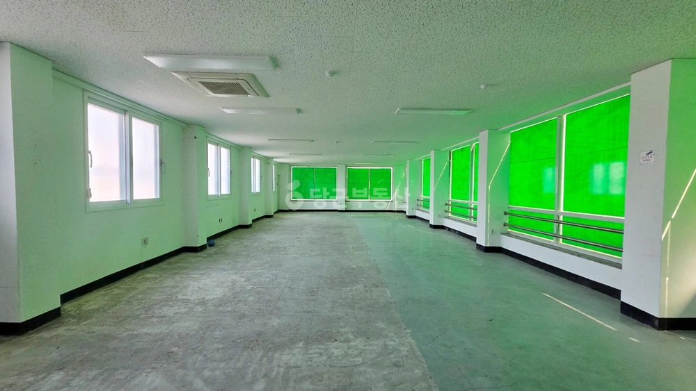충청북도 청주시 흥덕구 복대동 상가 사진 1
