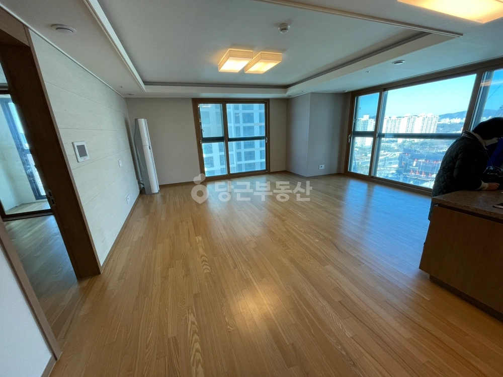 인천광역시 연수구 송도동 아파트 사진 1