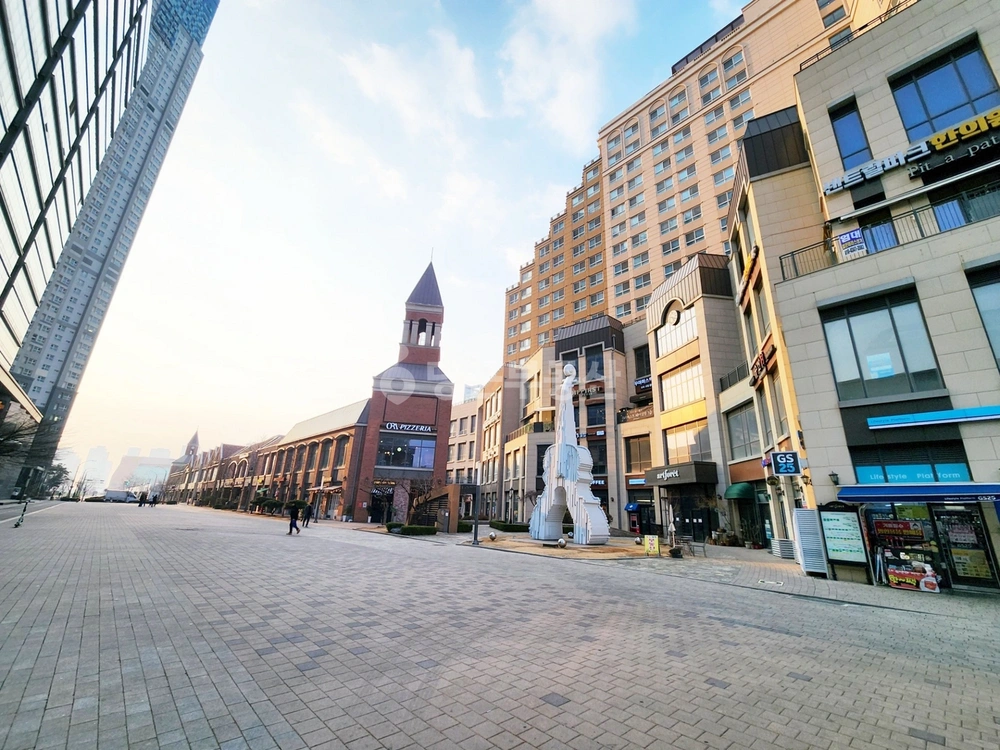 인천광역시 연수구 송도동 상가 사진 1