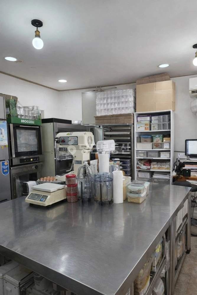 서울특별시 동대문구 회기동 상가 사진 1