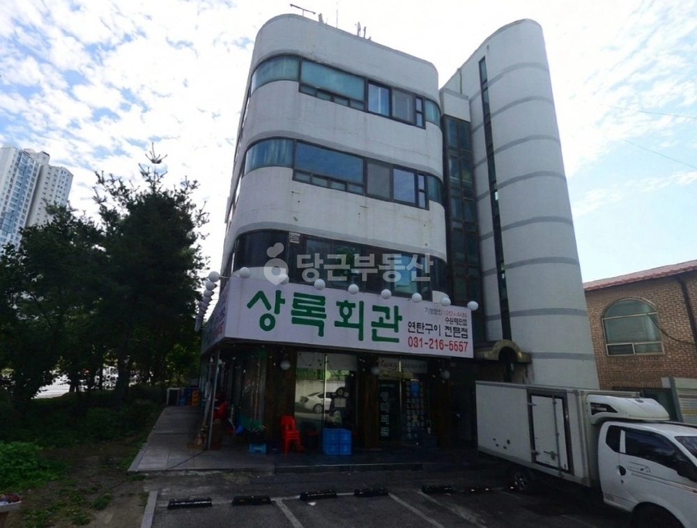 경기도 수원시 영통구 매탄동 상가 사진 1