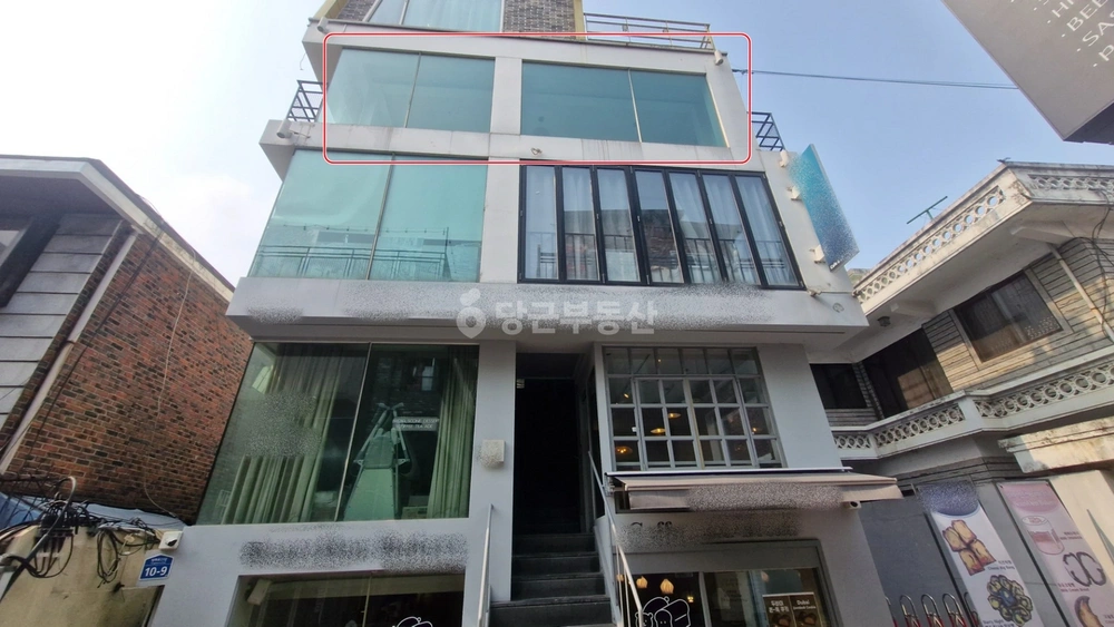 서울특별시 마포구 동교동 상가 사진 1