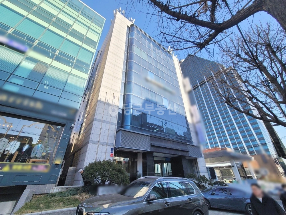 서울특별시 강남구 역삼동 상가 사진 1