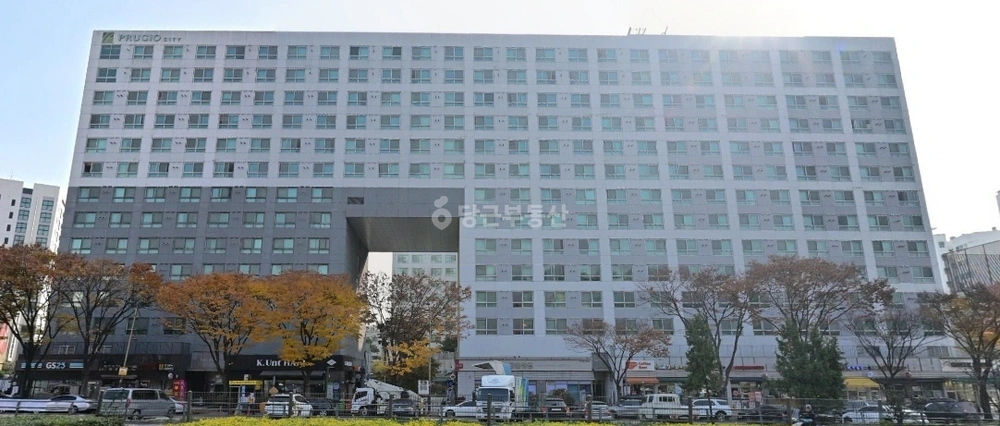 경기도 성남시 중원구 성남동 상가 사진 1