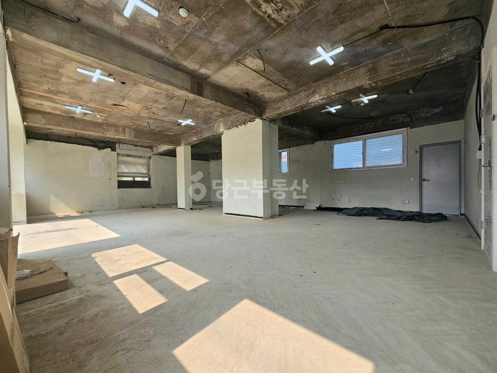 대전광역시 중구 석교동 상가 사진 1