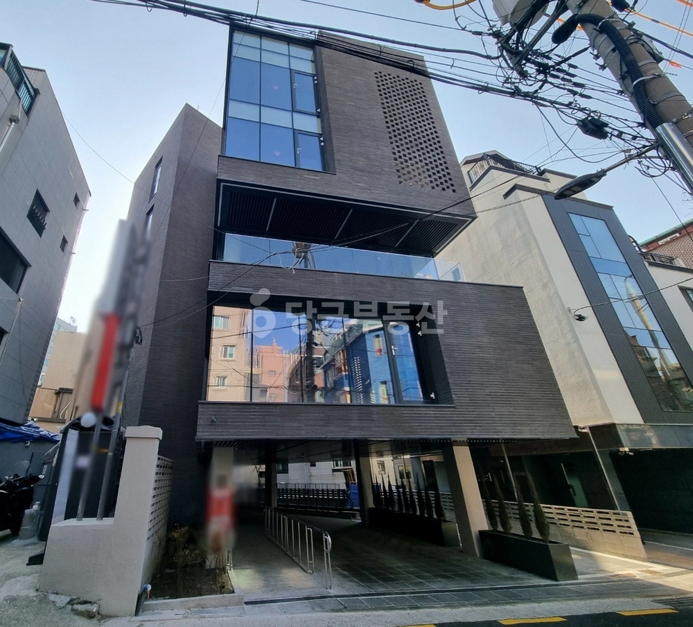 서울특별시 서초구 잠원동 건물 사진 1