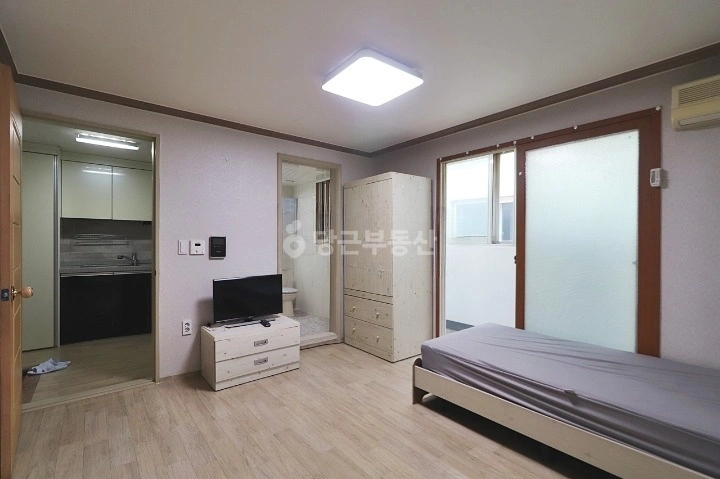 대전광역시 서구 탄방동 원룸 사진 1
