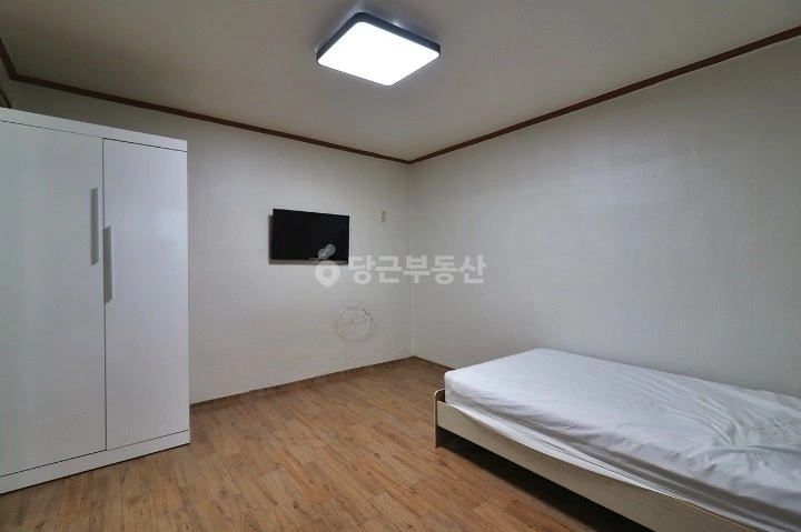대전광역시 서구 탄방동 원룸 사진 1