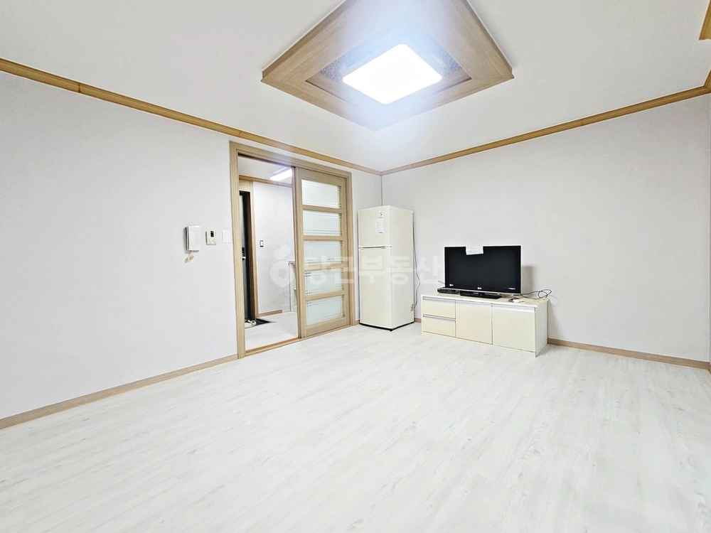 충청남도 천안시 동남구 신방동 원룸 사진 1
