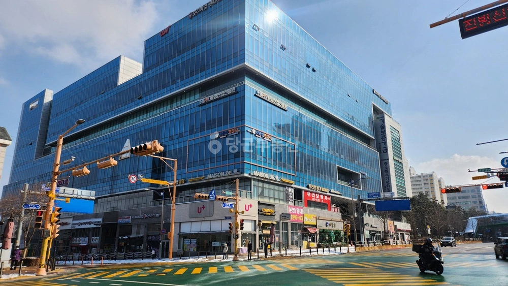 경기도 화성시 효행구 봉담읍 상가 사진 1