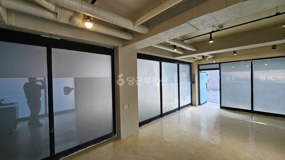 충청북도 청주시 흥덕구 복대동 상가 사진 1