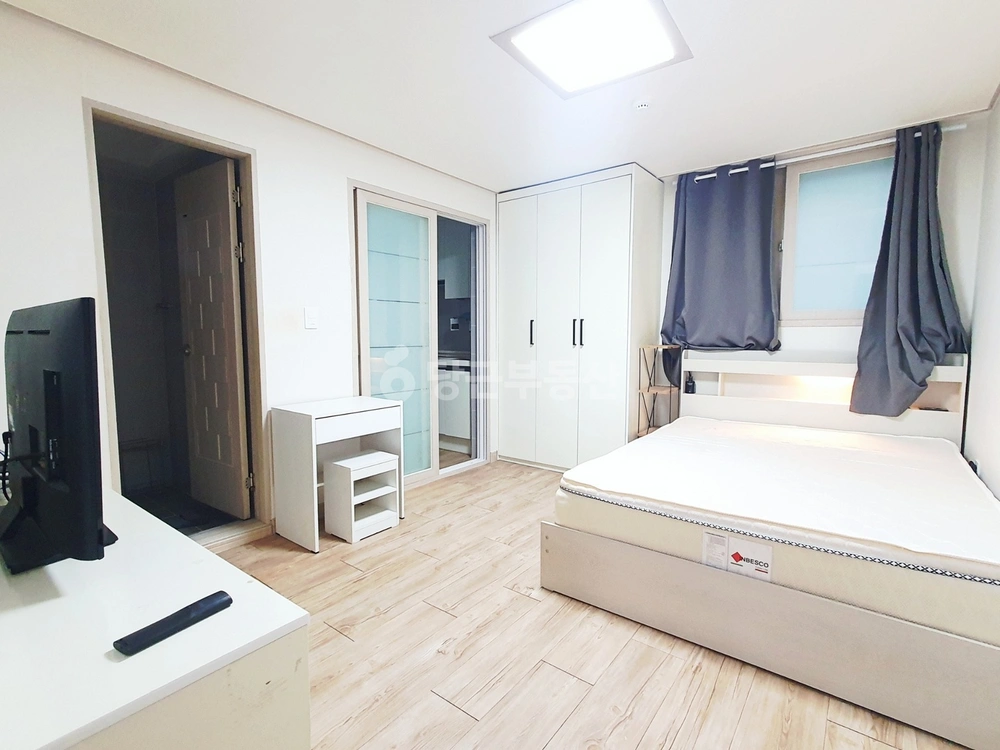 부산광역시 수영구 광안동 원룸 사진 1