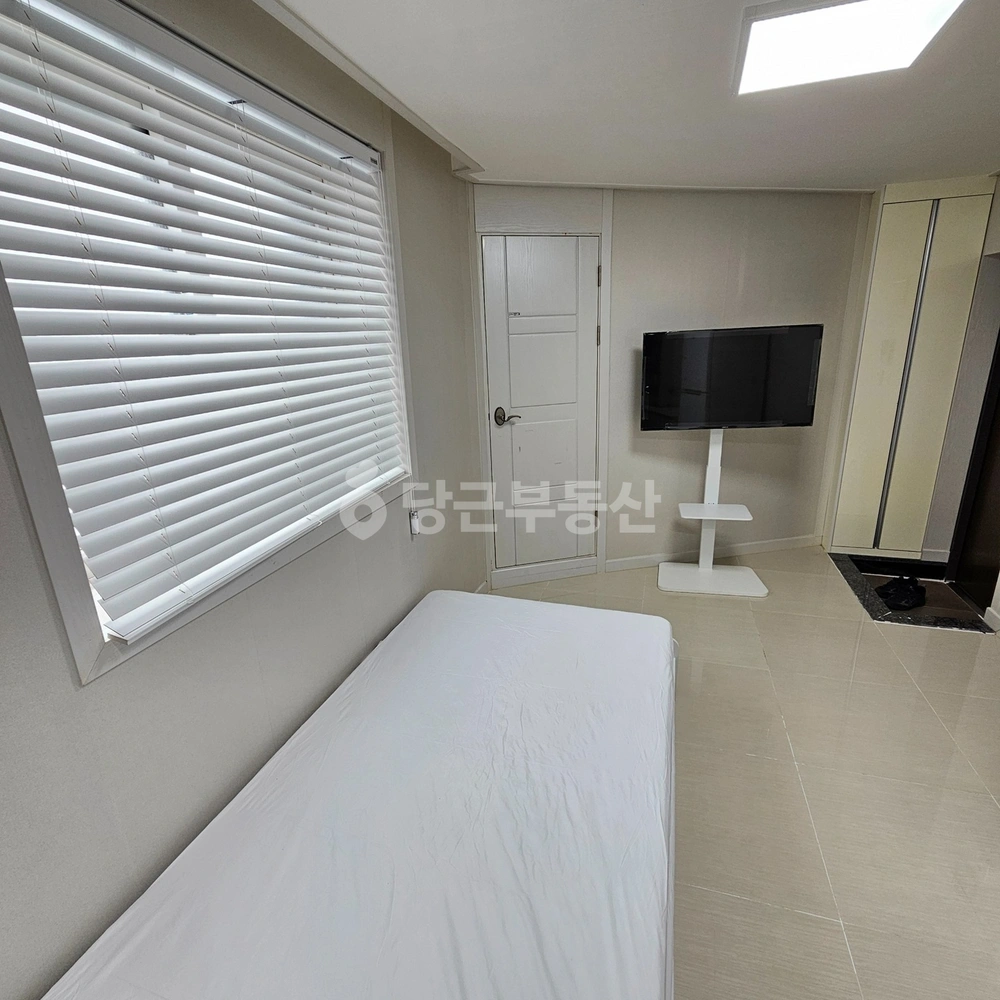 서울특별시 강남구 논현동 원룸 사진 1
