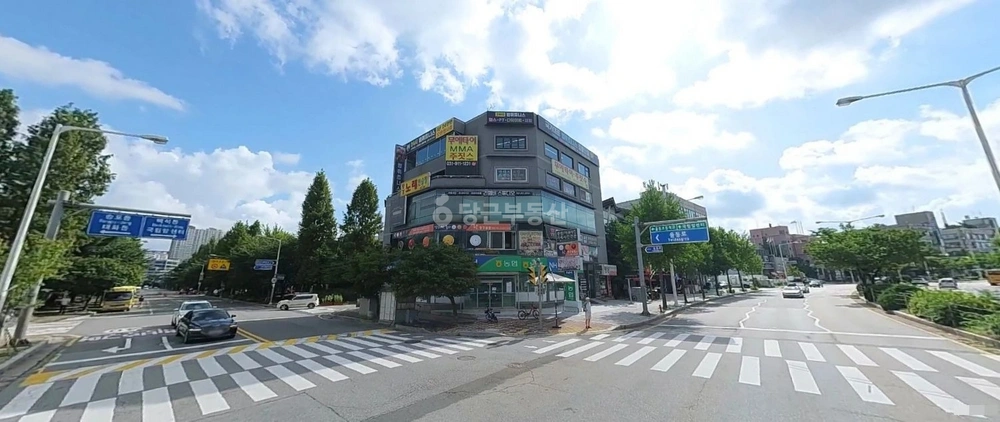 경기도 고양시 일산동구 정발산동 건물 사진 1